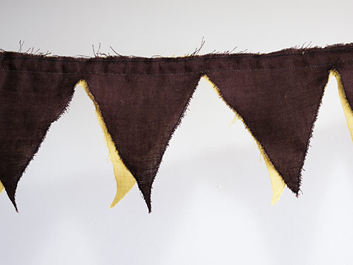 Fähnchen rotbraun und gelb