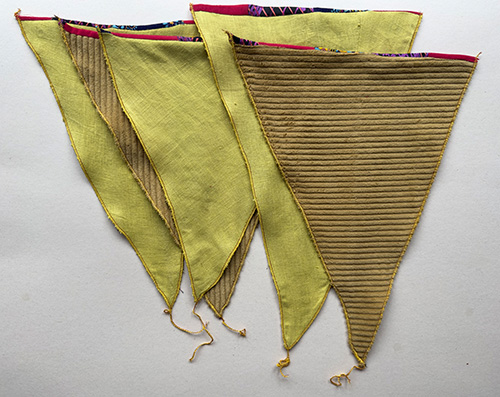 gelbes Fähnchensoritment